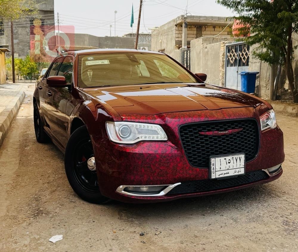 كرايسلر 300